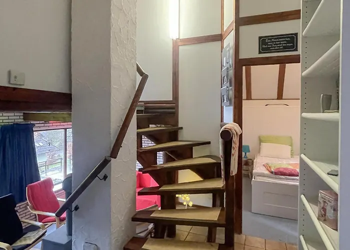 3 Bedroom Lovely In Сasa de vacaciones Frankenau