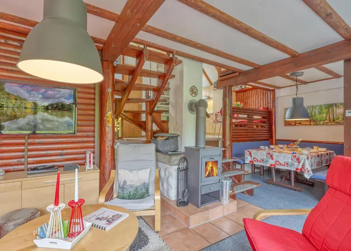 Сasa de vacaciones 3 Bedroom Lovely In